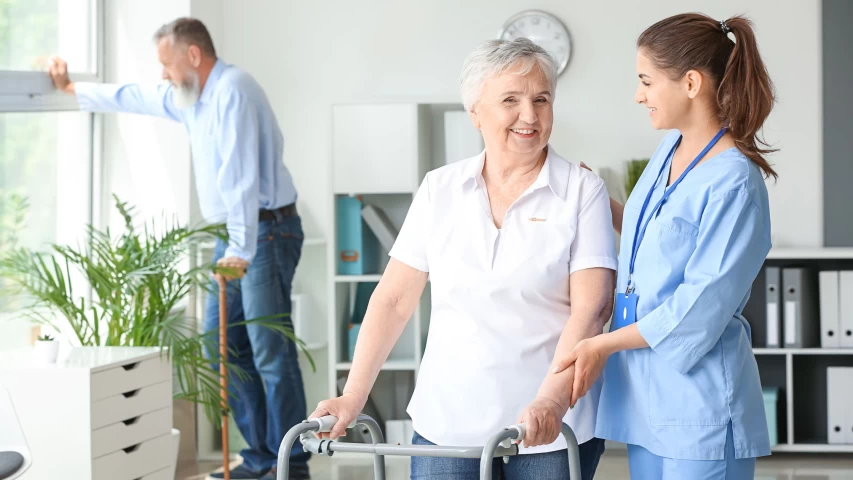 Bagaimana Dokter Keluarga Membantu Menjaga Kesehatan Seluruh Anggota Keluarga